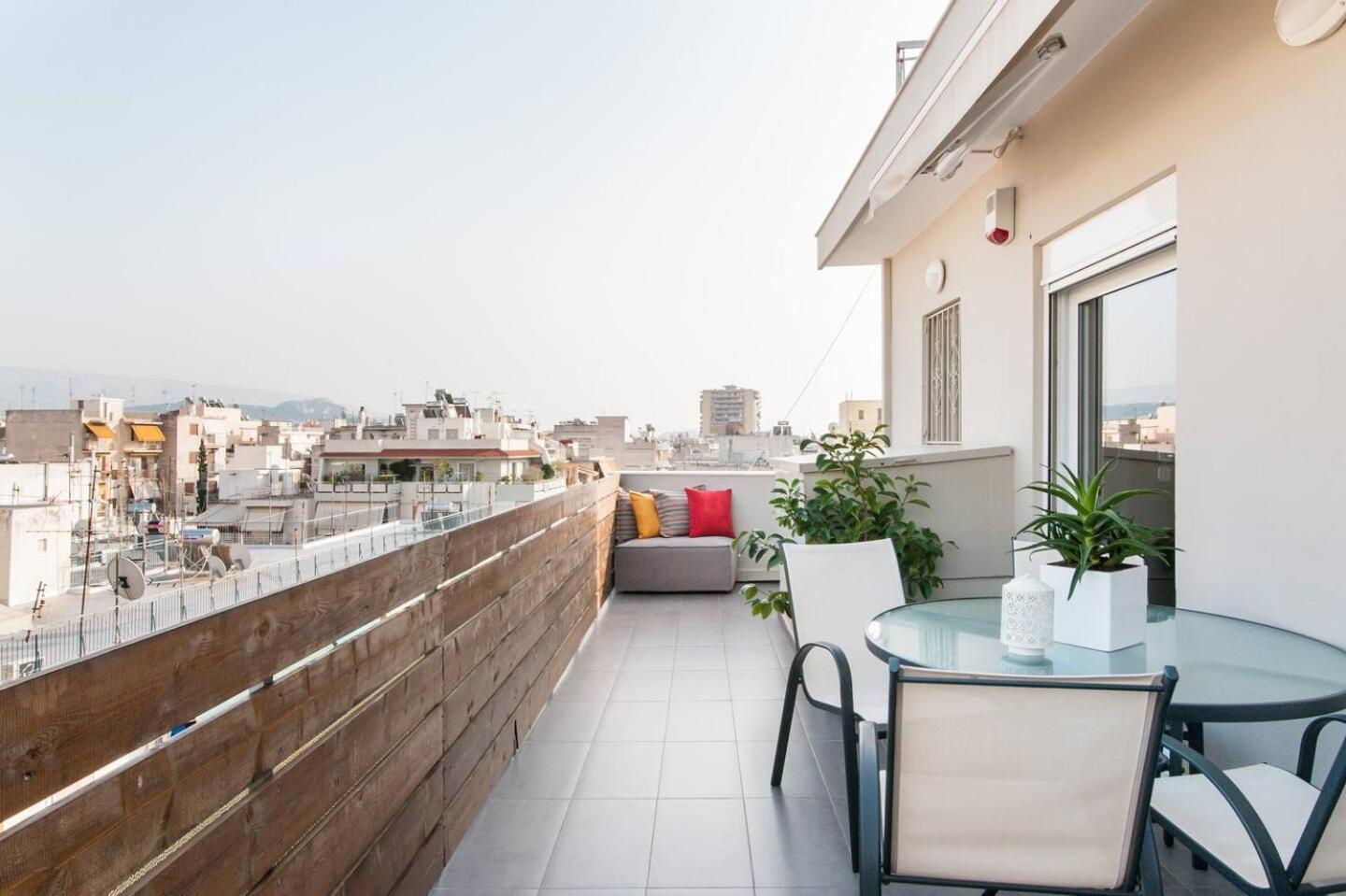 Ma Maison Nο 1, Penthouse, Acropolis And Lycabettus View, Ultra High Speed Internet 300 Mbps, 15' To Acropolis By Metro, 1' From Metro Station Atenas Exterior foto